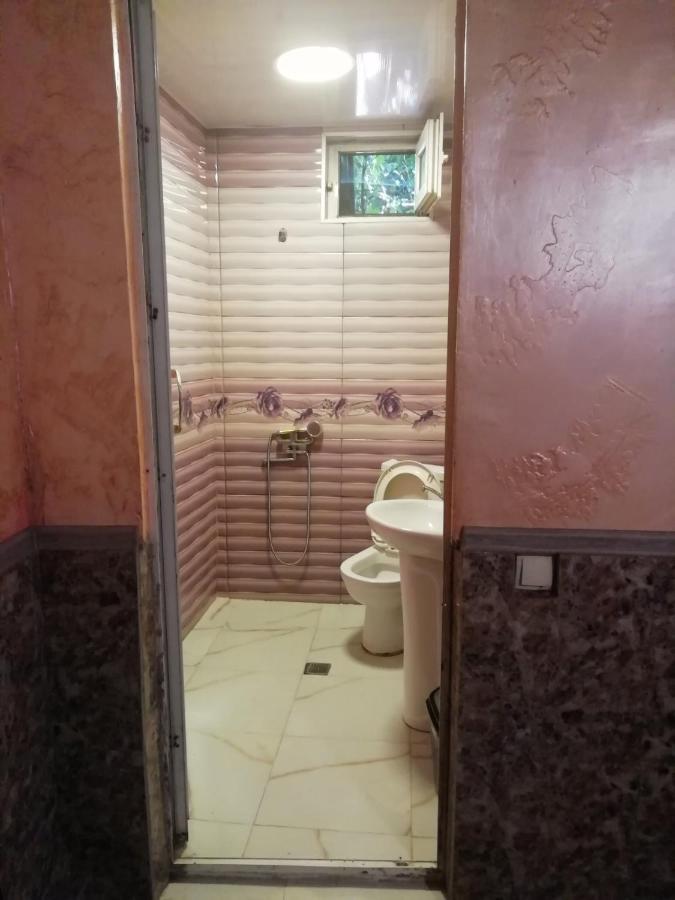 Guest House Saba Batumi Luaran gambar
